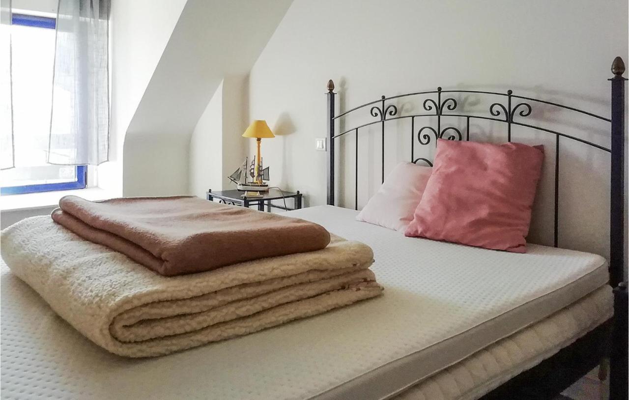Lovely Home In Cadouarn With Wifi Séné Exterior foto